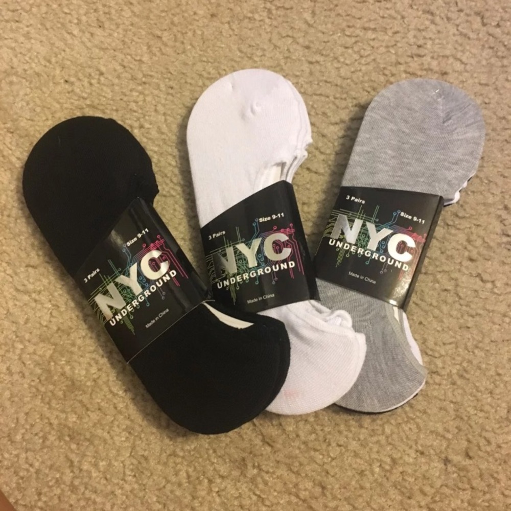 9 pairs of new low cut no-show socks.